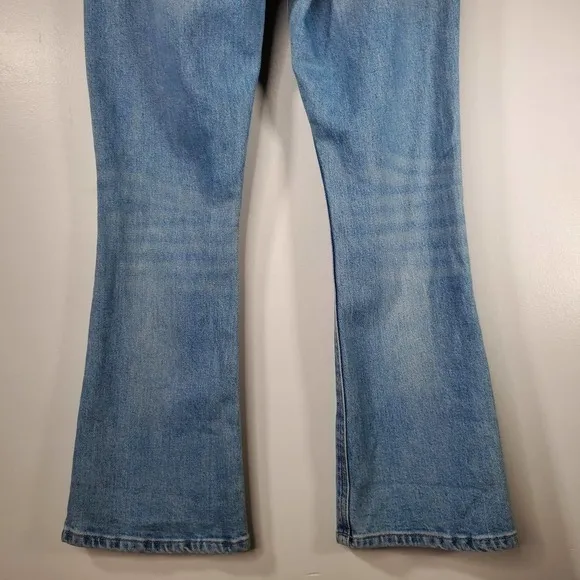 Lucky Brand Bridgette Cropped Flare Button Fly Jeans Light Wash Blue Size 00/24