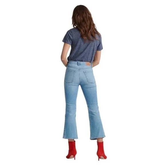 Lucky Brand Bridgette Cropped Flare Button Fly Jeans Light Wash Blue Size 00/24