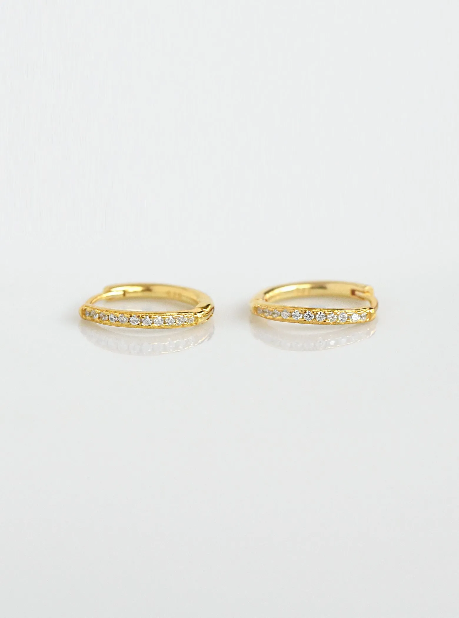 Mini Huggie Earring