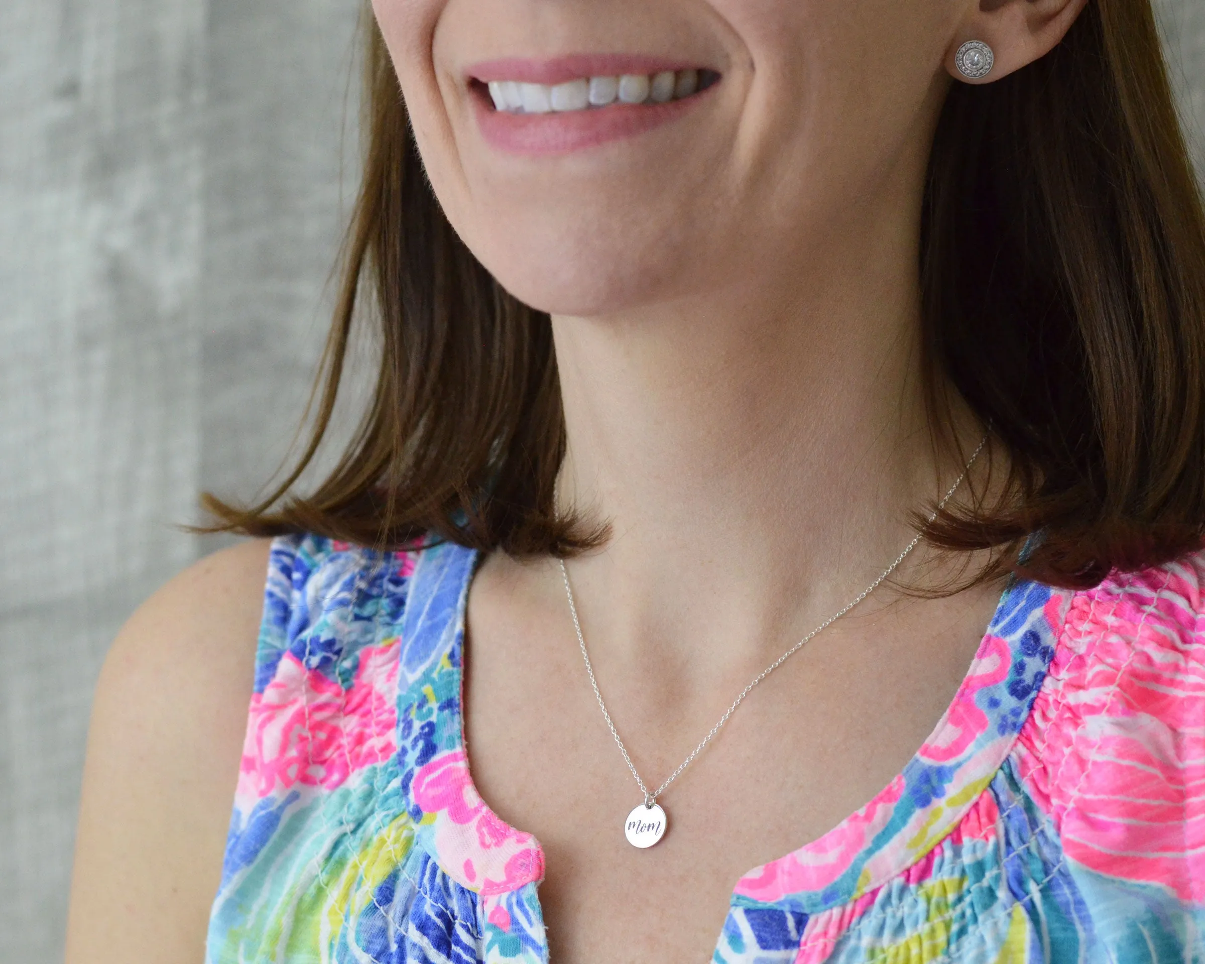 MOM NECKLACE