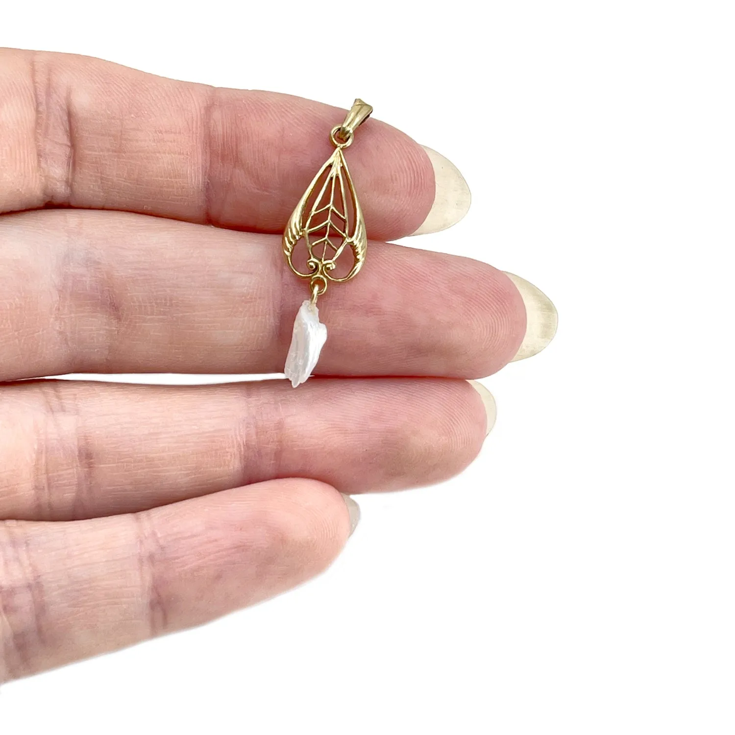 Natural River Pearl Art Nouveau Filigree Lavaliere Antique Pendant- 10K Yellow Gold