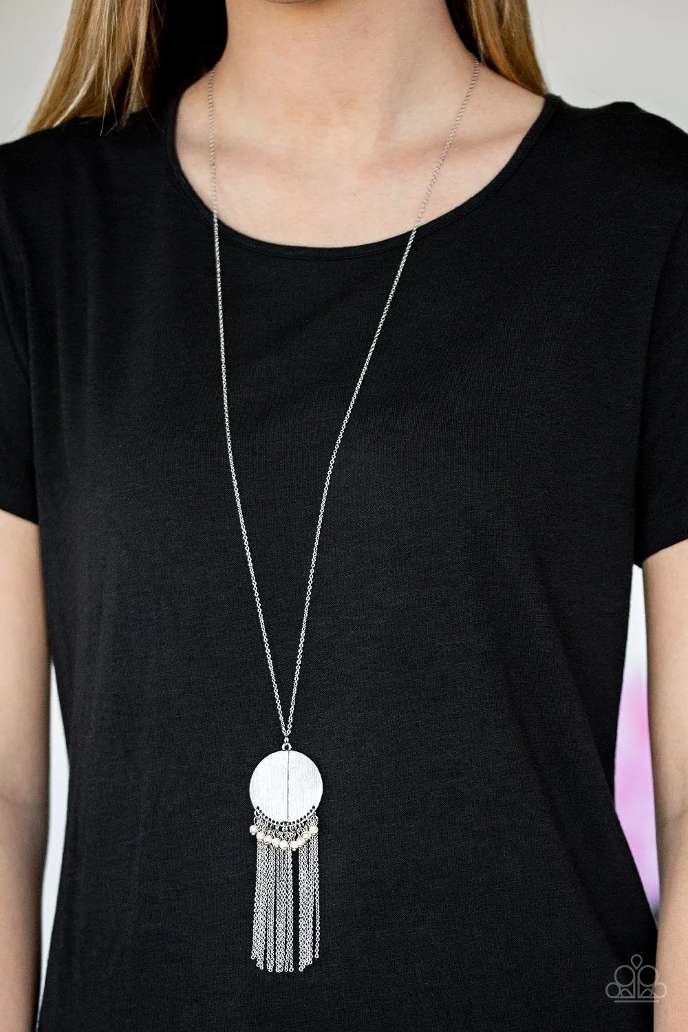 Paparazzi - Get a ROAM - White Necklace