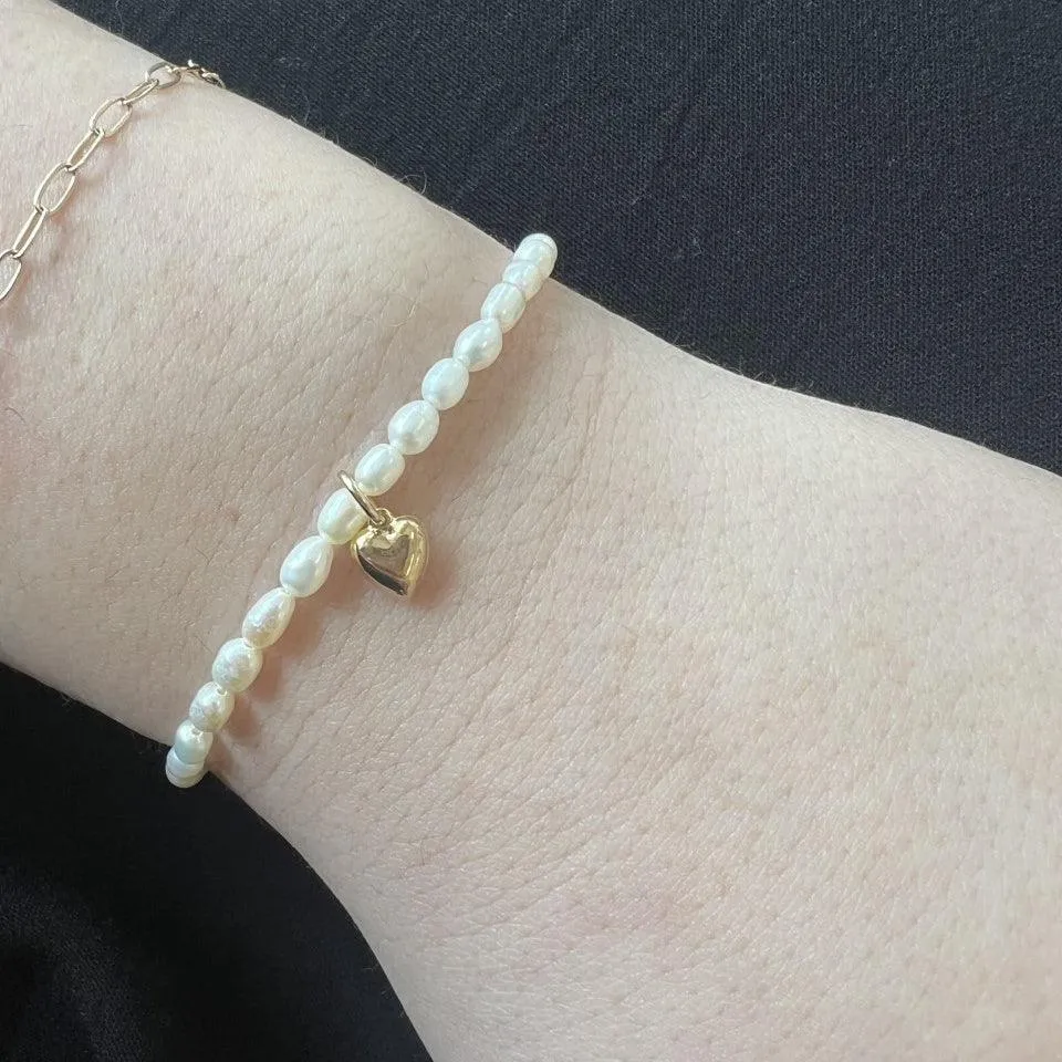 Pearl Bracelet with Puffy Heart