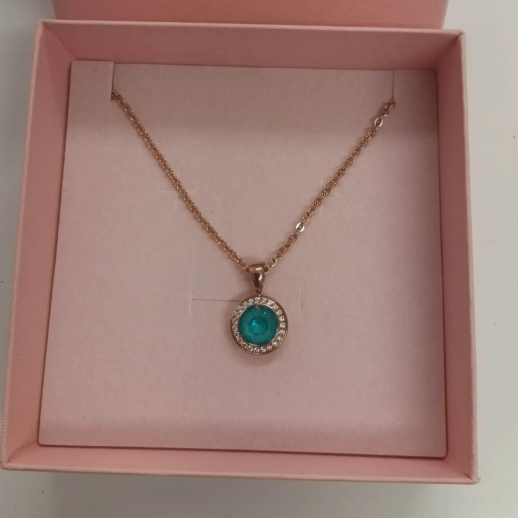 Qudo Tondo Deluxe Pendant Rose Gold Necklace - Laguna Delite