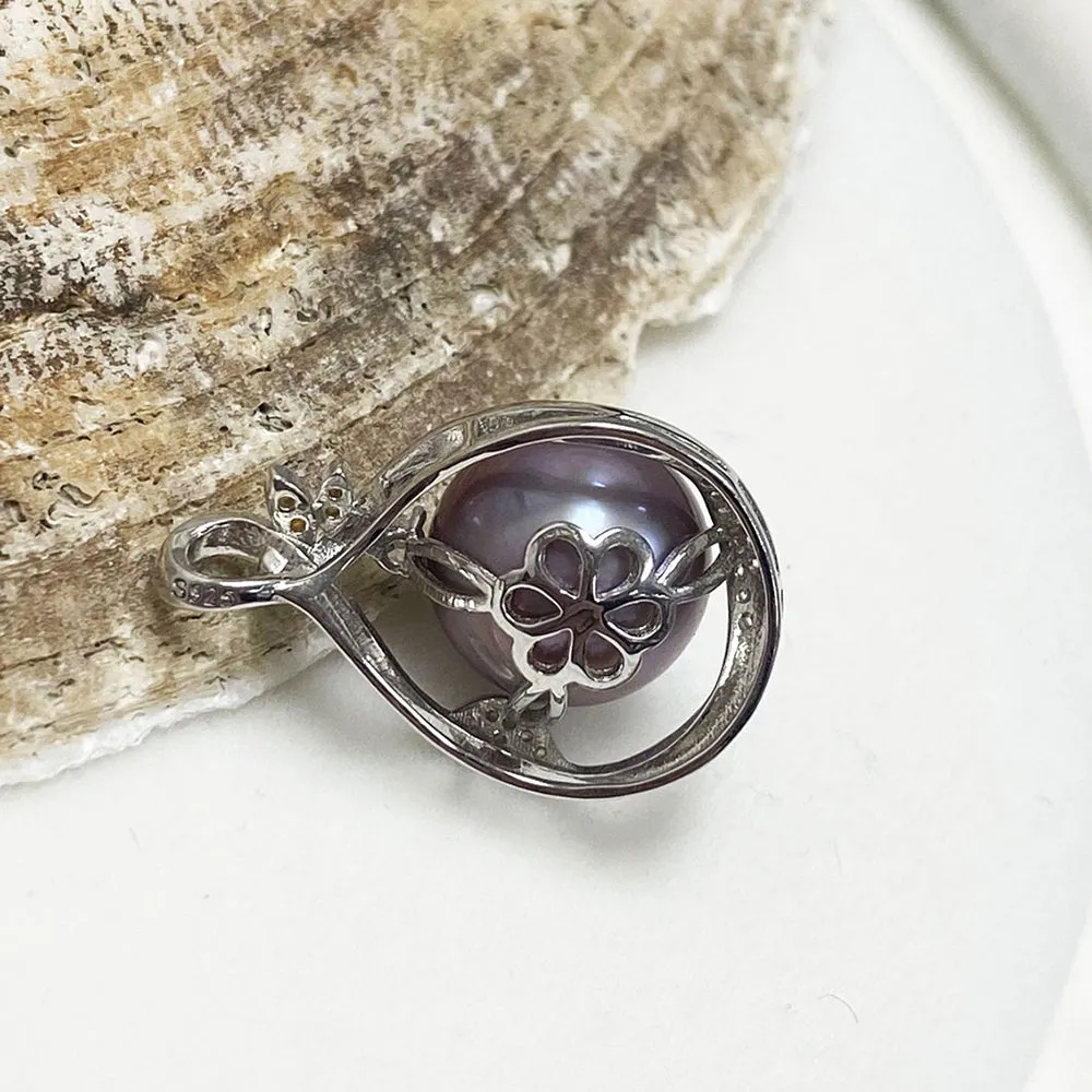 Savannah Fresh Water Swirl Pearl Pendant