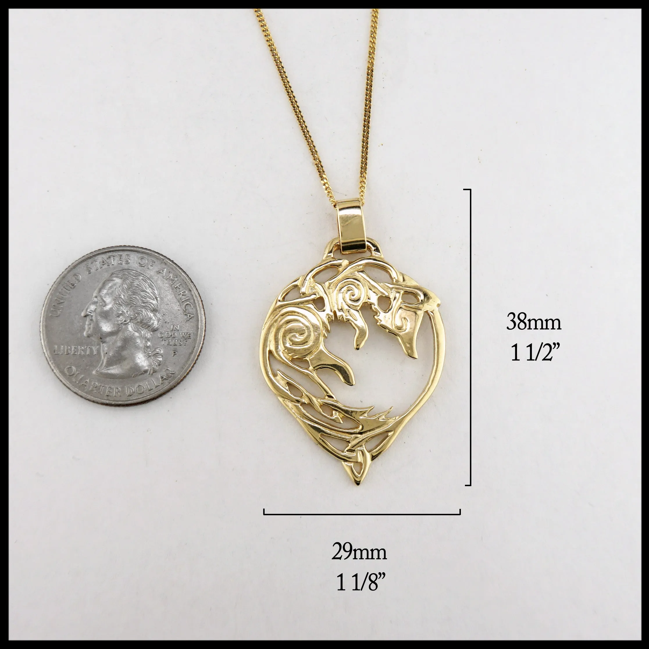 Sionnach Fox Pendant in Gold