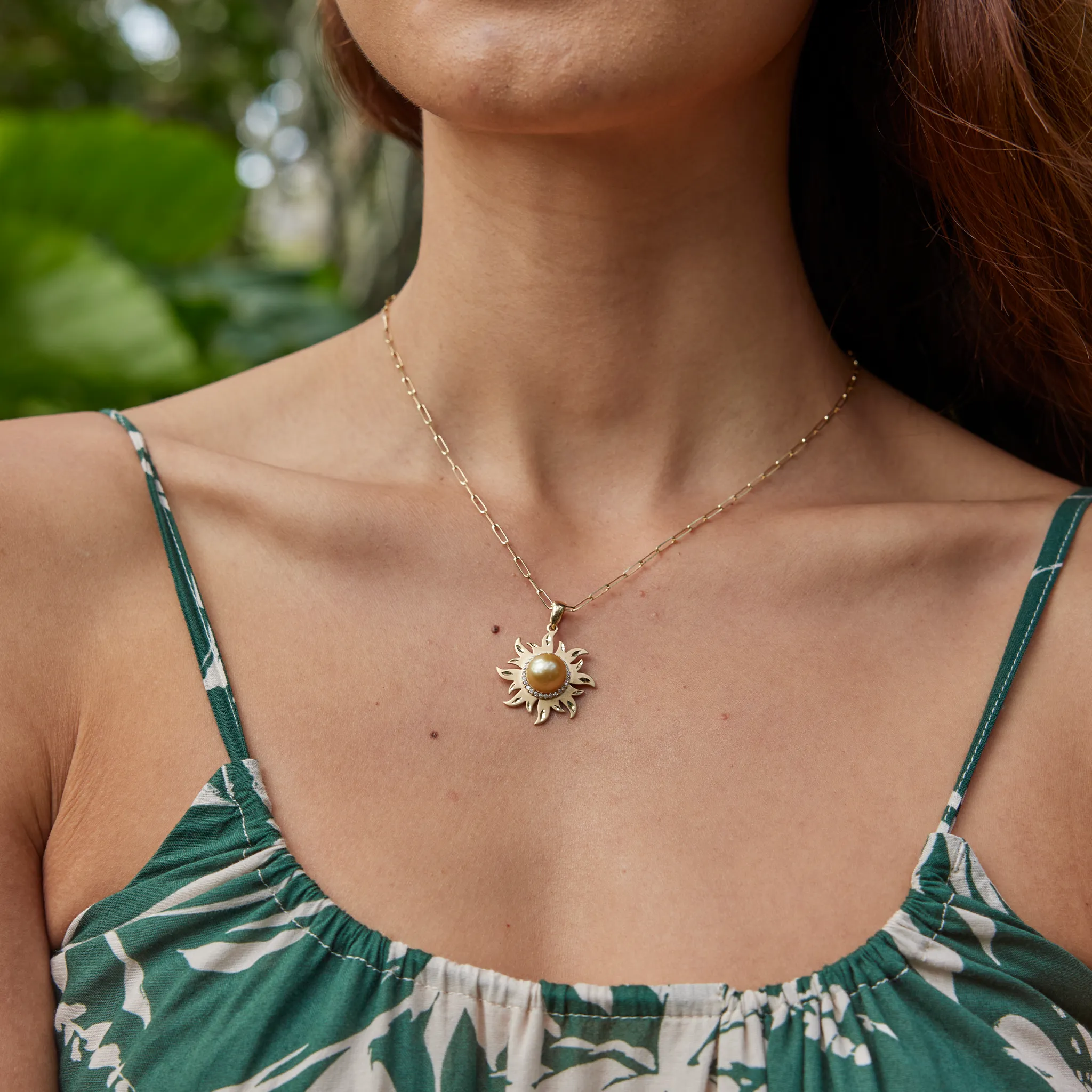 South Sea Gold Pearl Sun Pendant in Gold with Diamonds