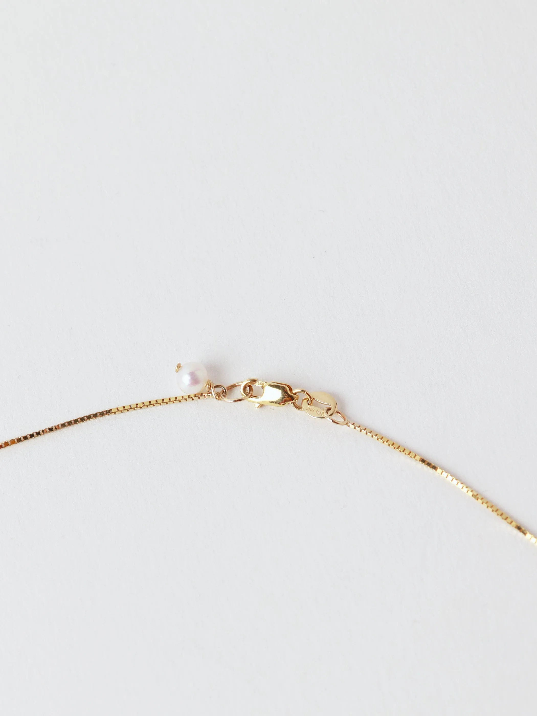 Spaced Pearl Box Chain