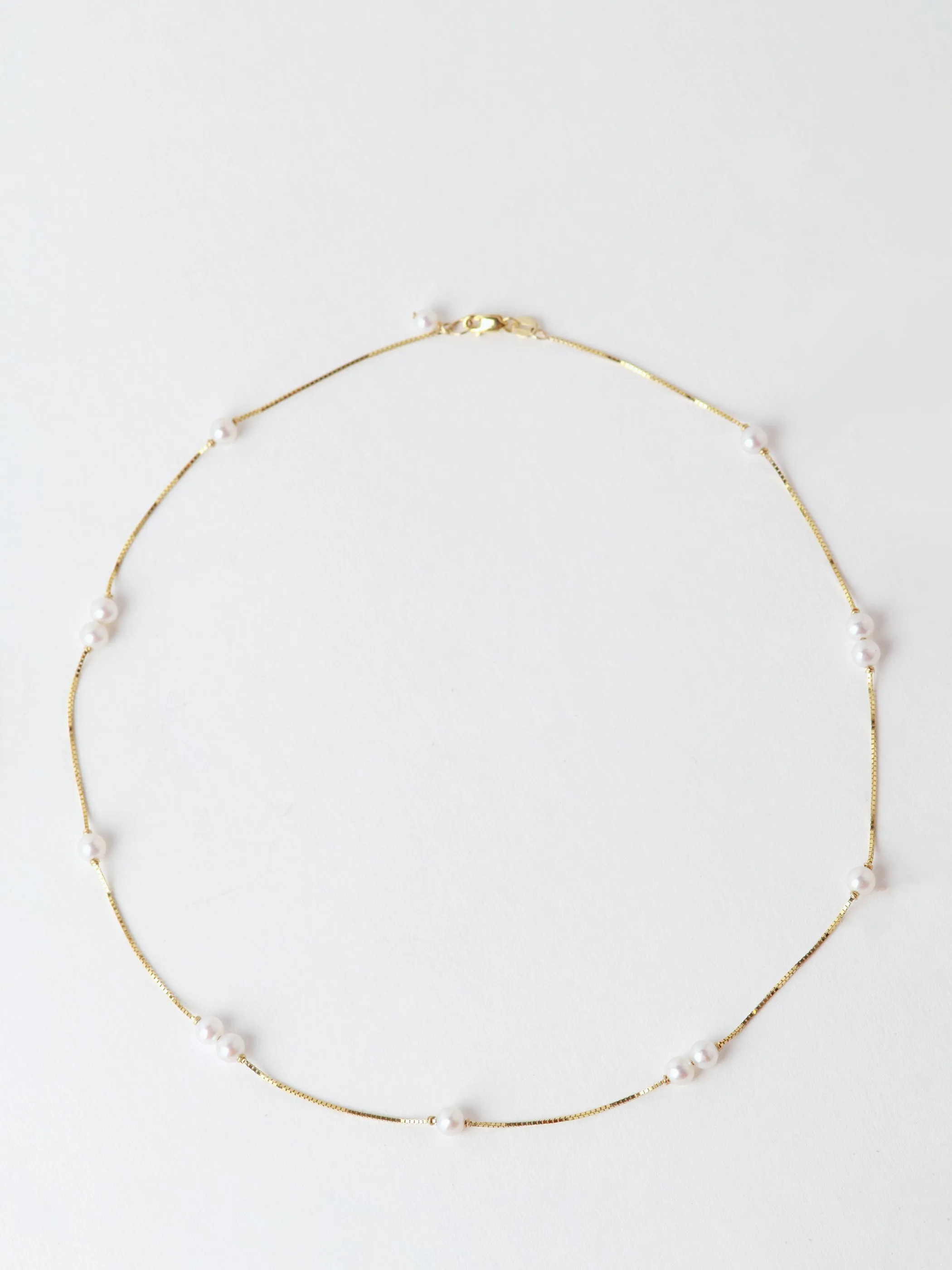 Spaced Pearl Box Chain