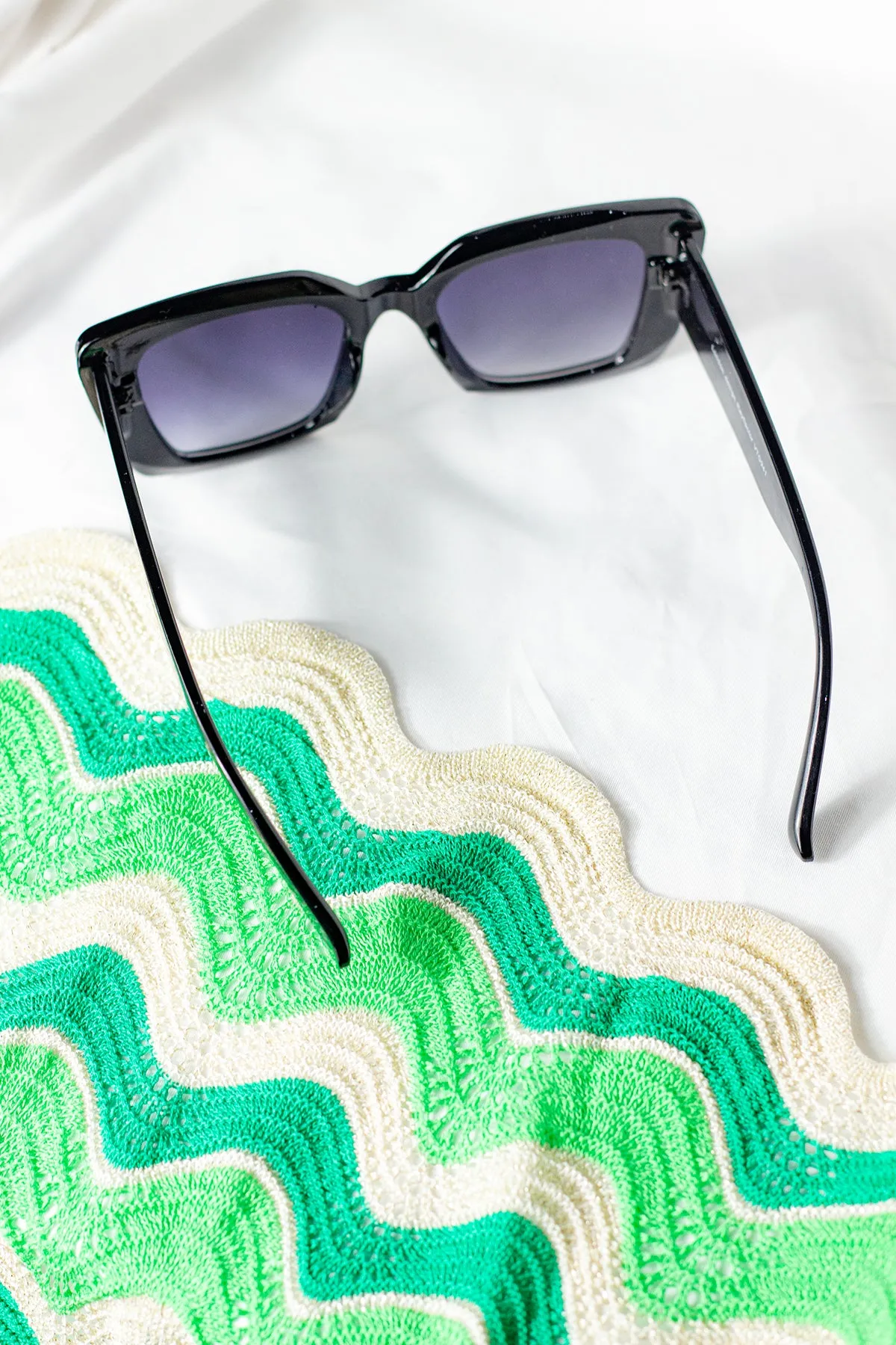 Thick Frame Angled Square Sunglasses