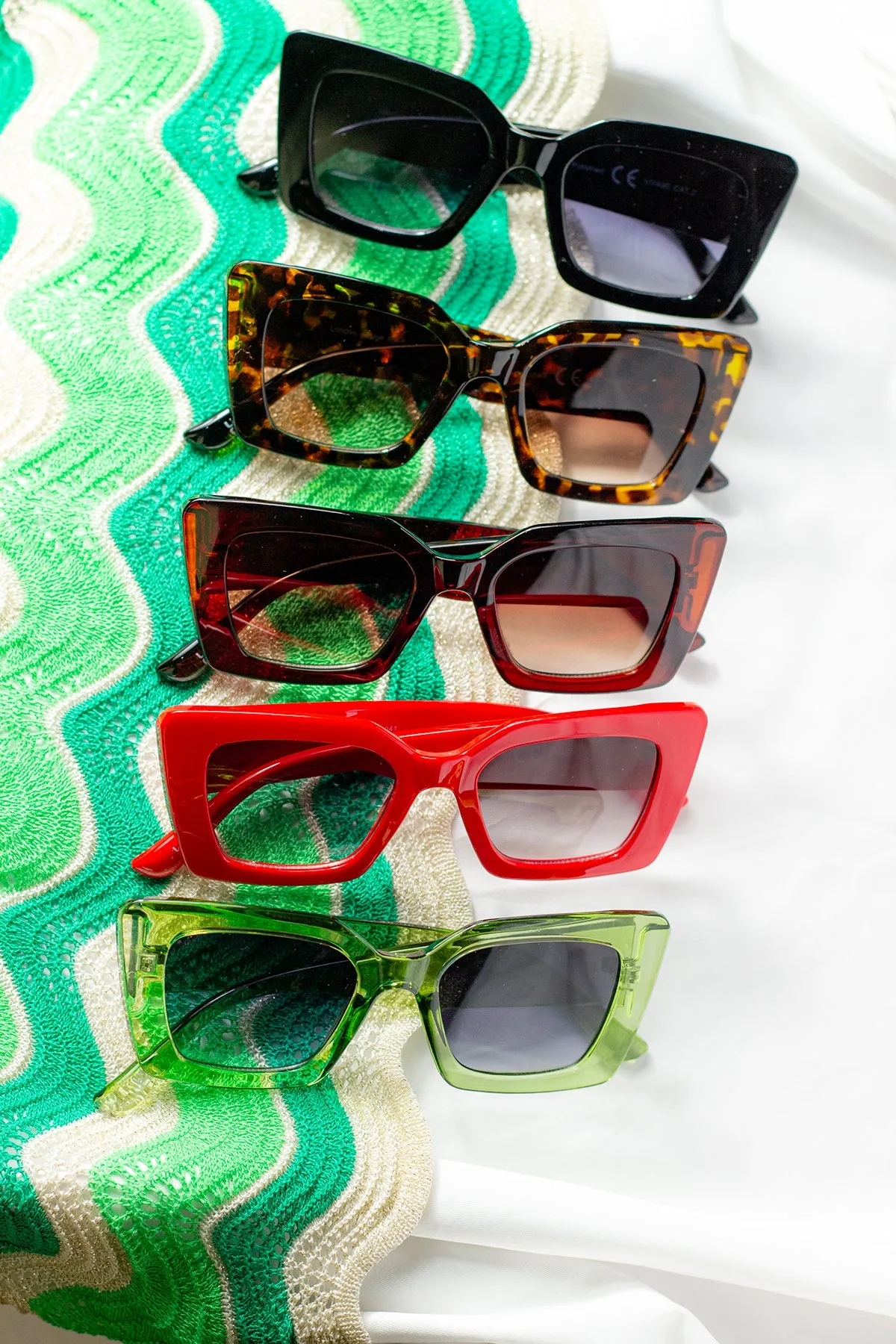 Thick Frame Angled Square Sunglasses