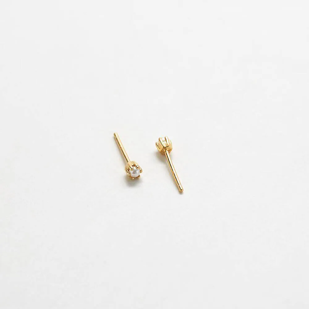Tiny Pearl Gold Studs