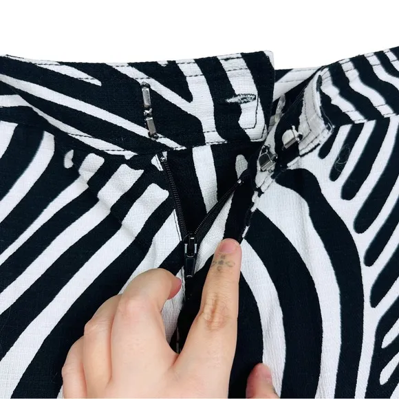 Trina Turk X INC Funky Loud Retro Groovy Funky Zebra Print High Rise Shorts