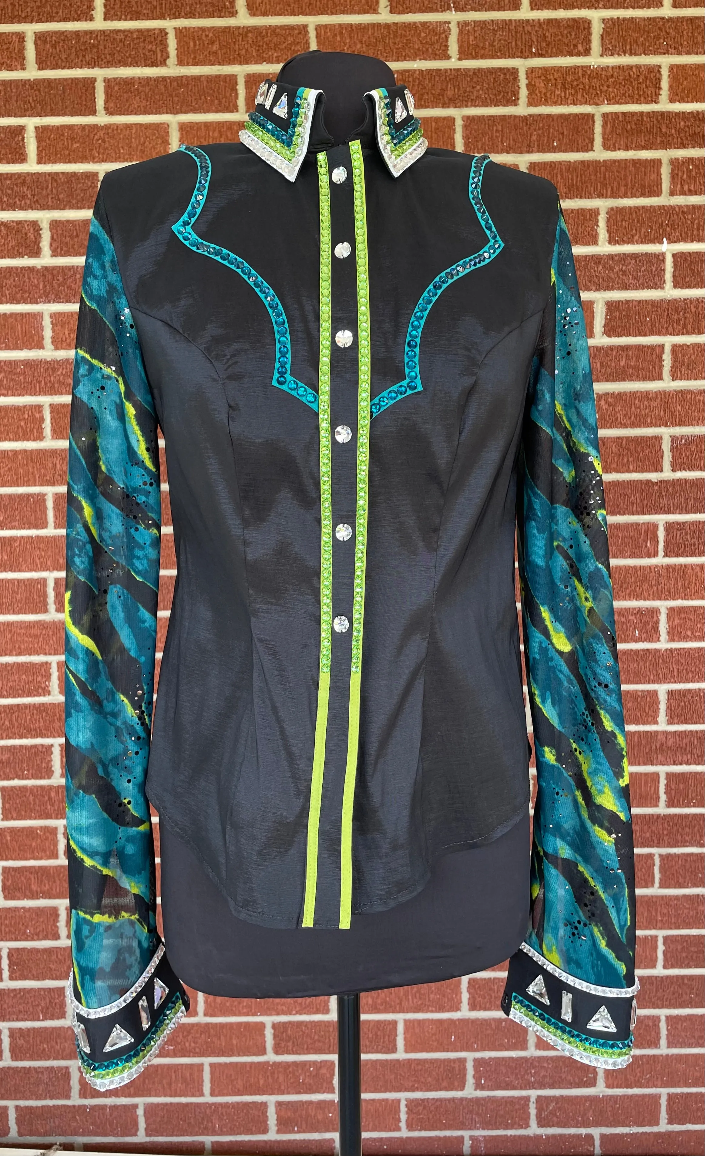 Vickie Watson Designs Medium day shirt