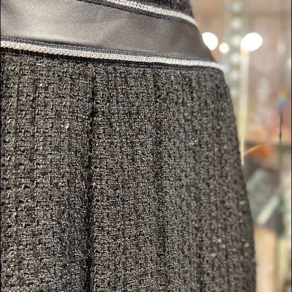 VINTAGE IKITO Skirt Made in France in excellent condition Size 38 EU