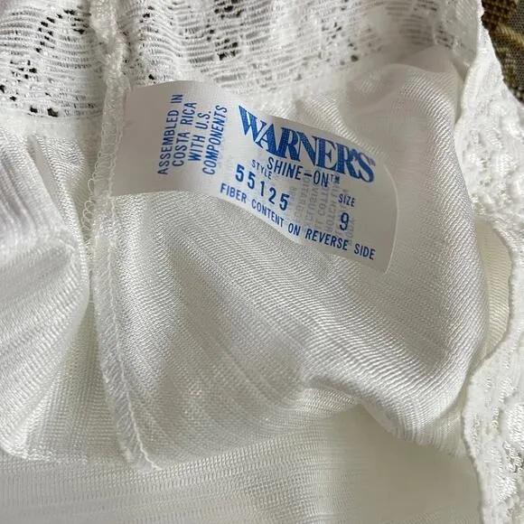 Vintage Warners Shine On White Nylon Lace Silky Shiny Full Coverage Panties 9