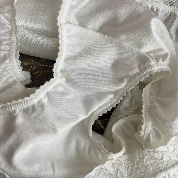 Vintage Warners Shine On White Nylon Lace Silky Shiny Full Coverage Panties 9