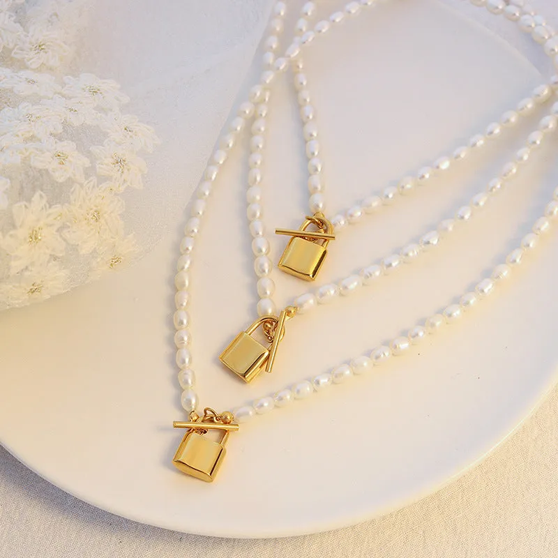 Women's Jewelry 18K Gold Plated Stainless Steel Locket Padlock Pendant Fresh water Pearl Choker Necklace.