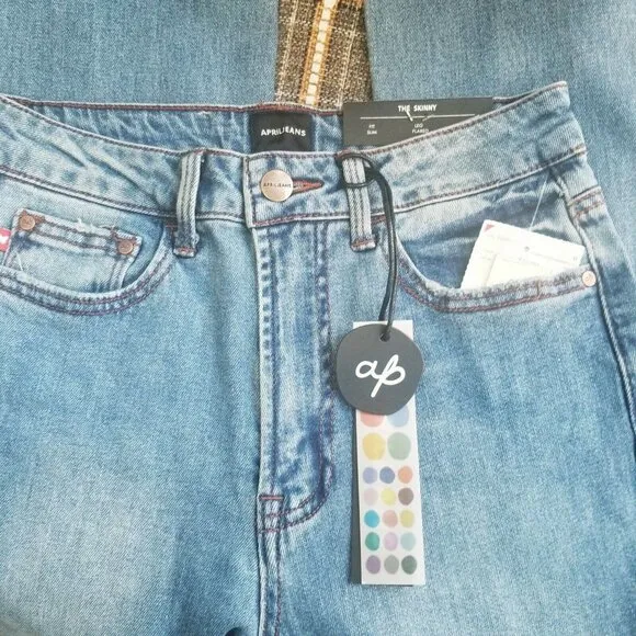 🤩Women's Wide Leg Stretch Jeans Size 5 Denim Medium Wash Mid rise 5 pockets New