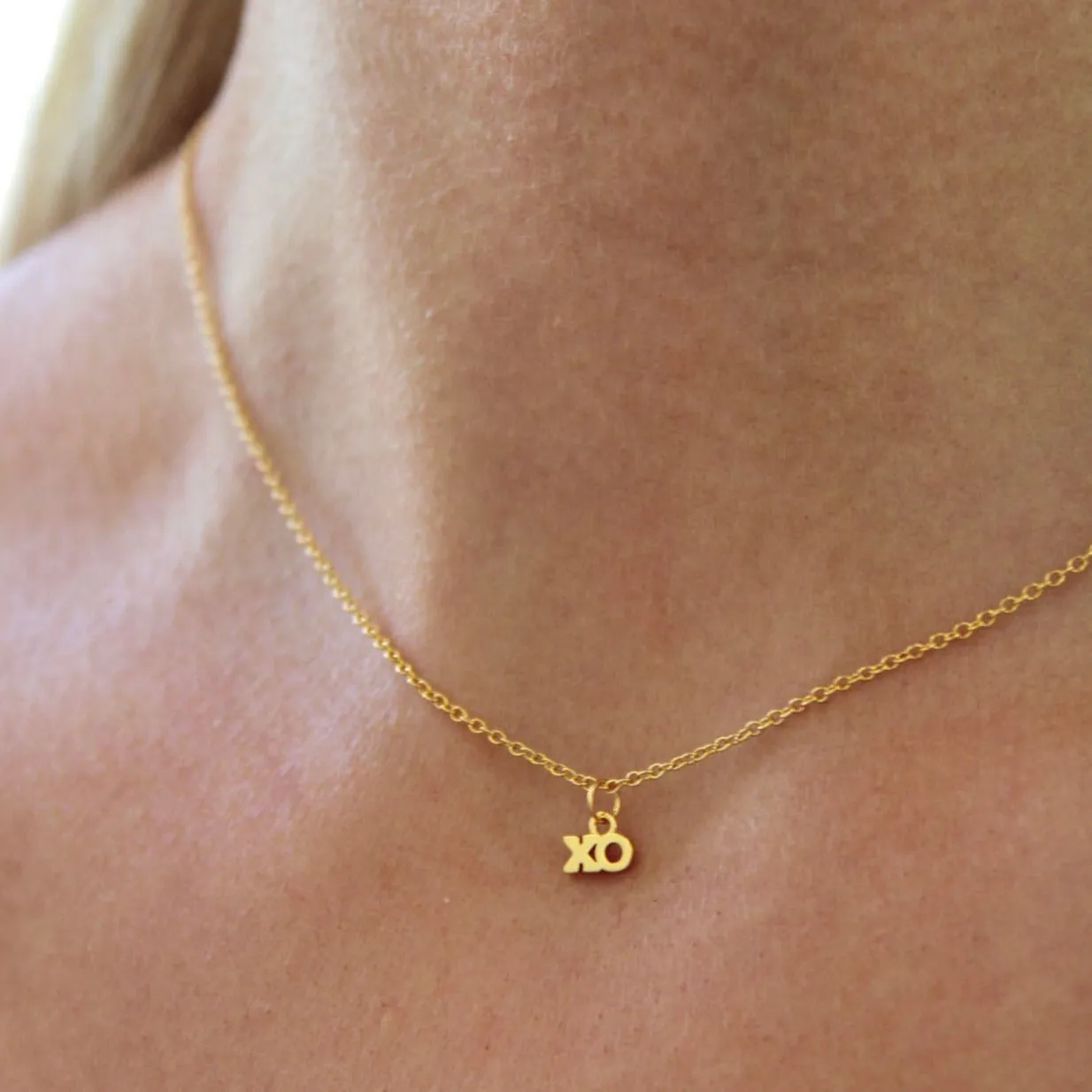 XO Necklace